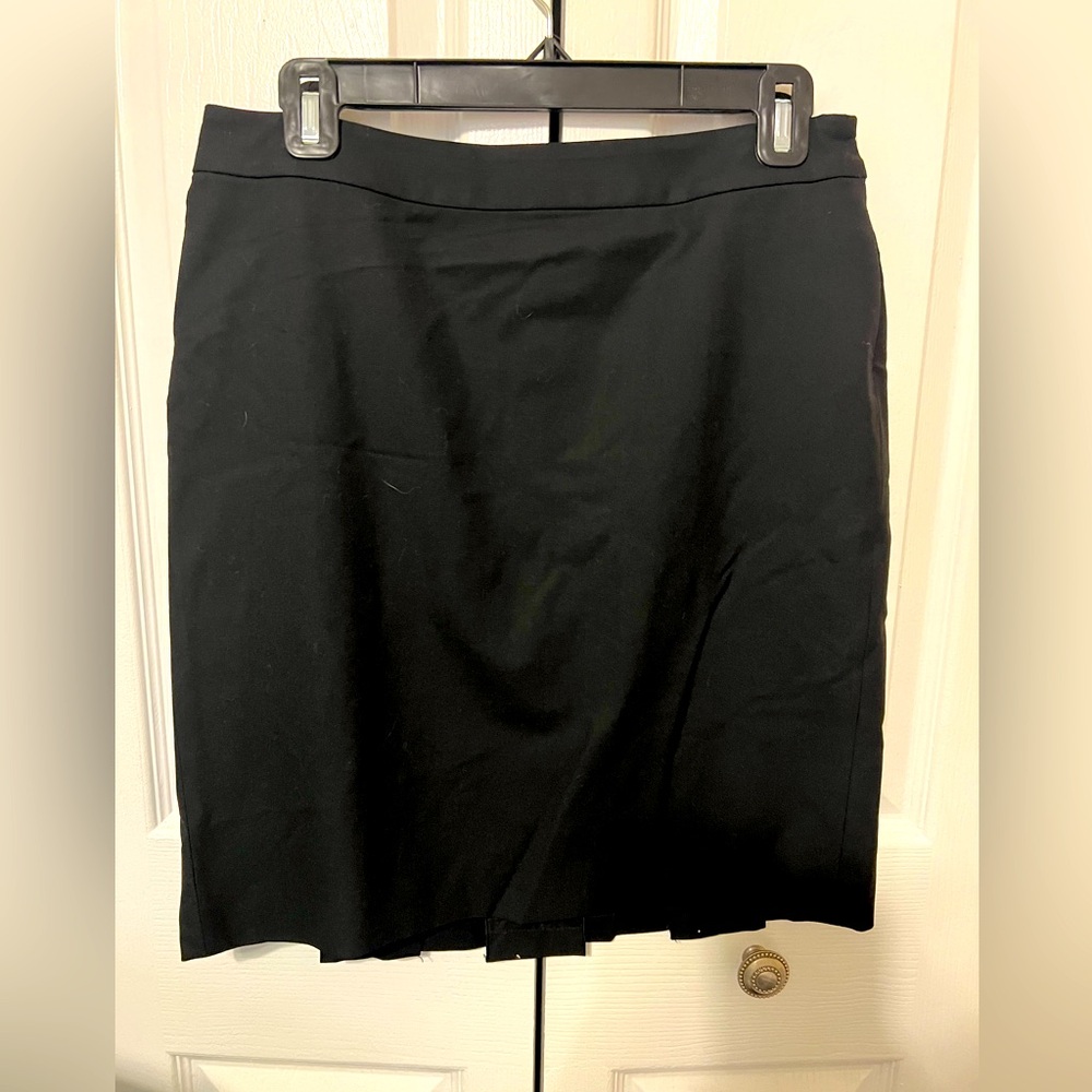 Loft Black Suit Skirt with pleats at back slit - Size 4 Petite